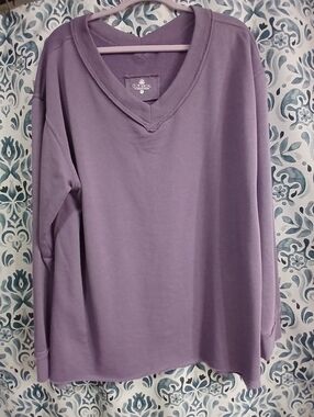 Lavender V-Neck Long Sleeve Sweater
